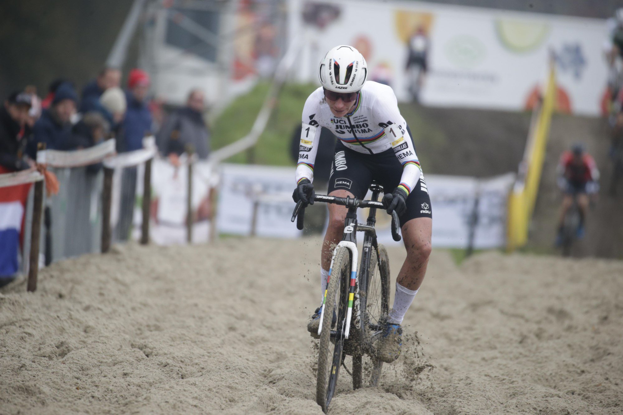 De wedstrijd van Marianne Vos begon moeizaam